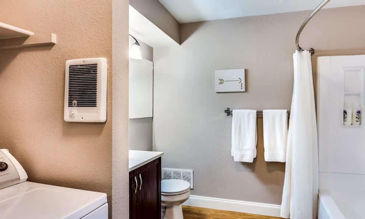 Photo of Bathroom in Martinez Park