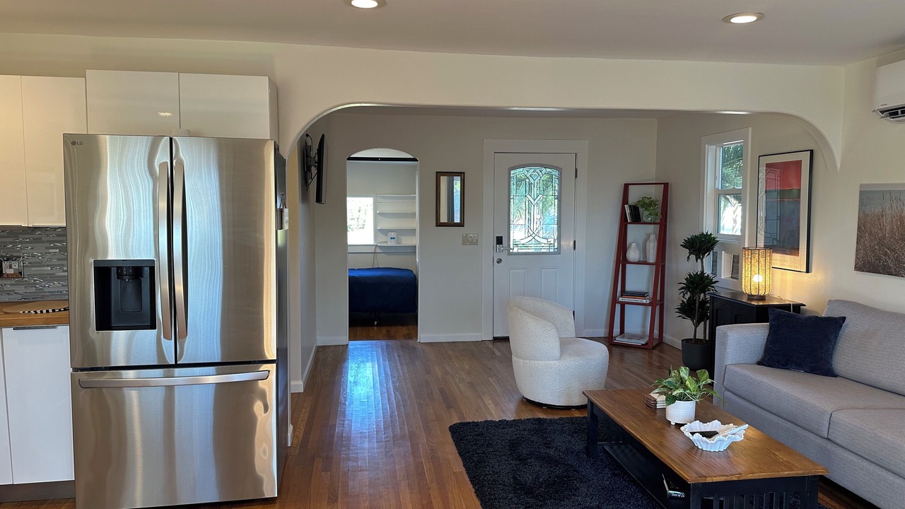 Photo of Livingroom in West Mesa