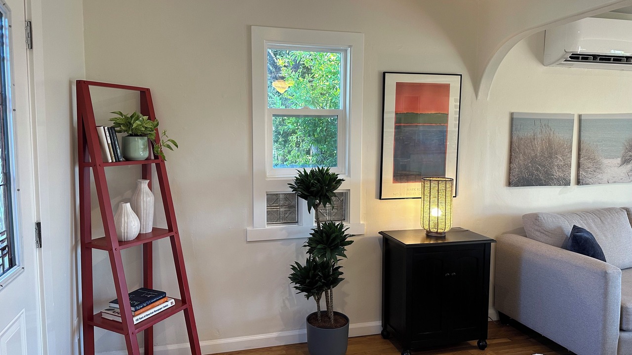 Photo of Livingroom in West Mesa