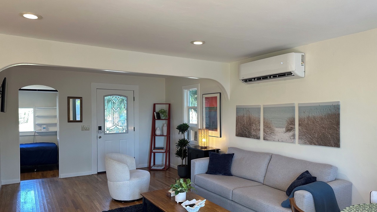 Photo of Livingroom in West Mesa
