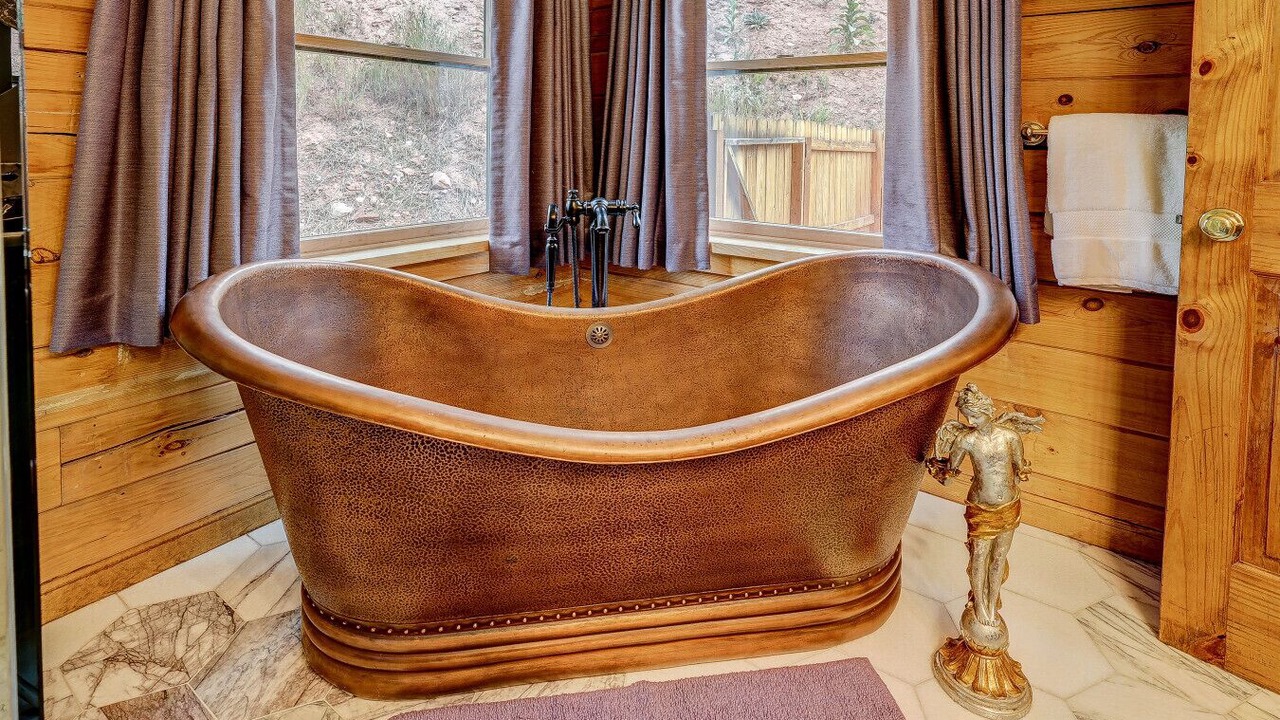 Photo of Bathroom in Basalt