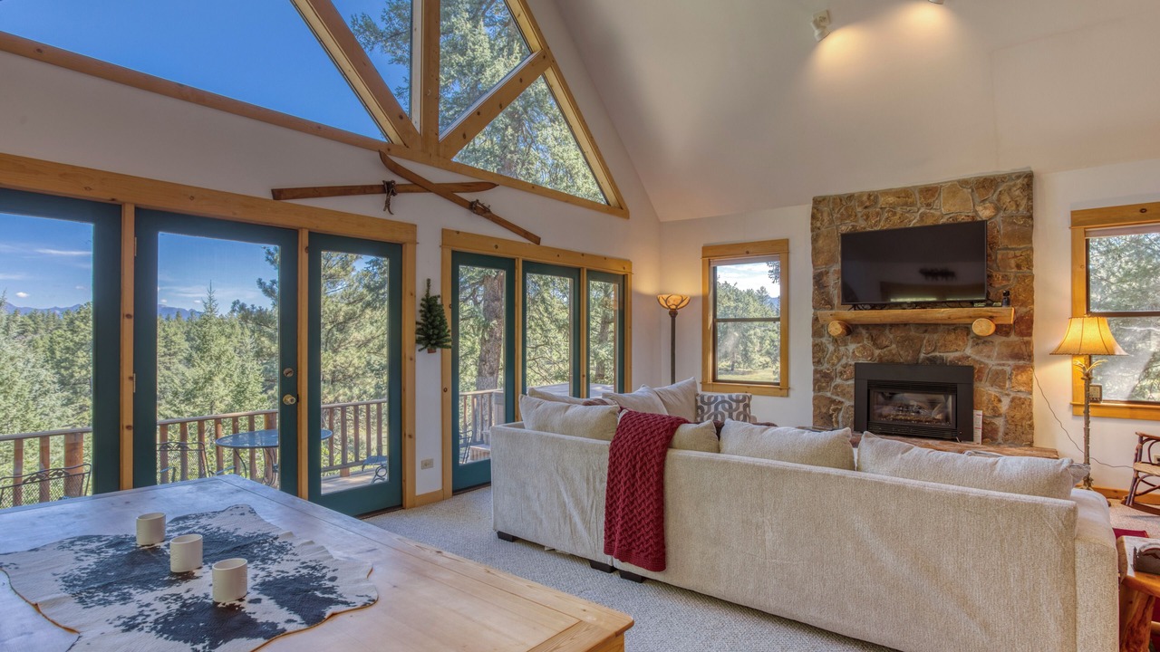 Photo of Livingroom in Loma Linda