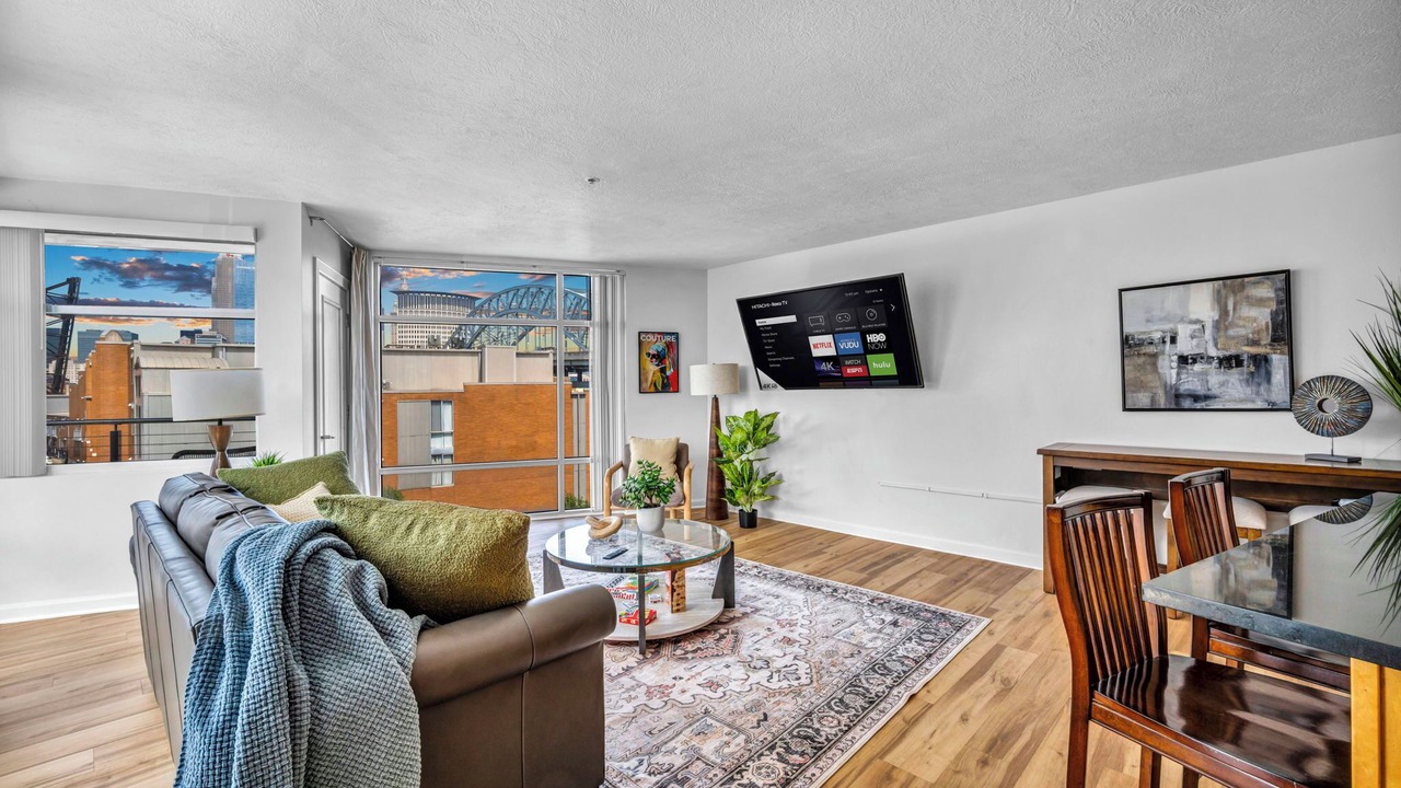 Photo of Livingroom in Ohio City