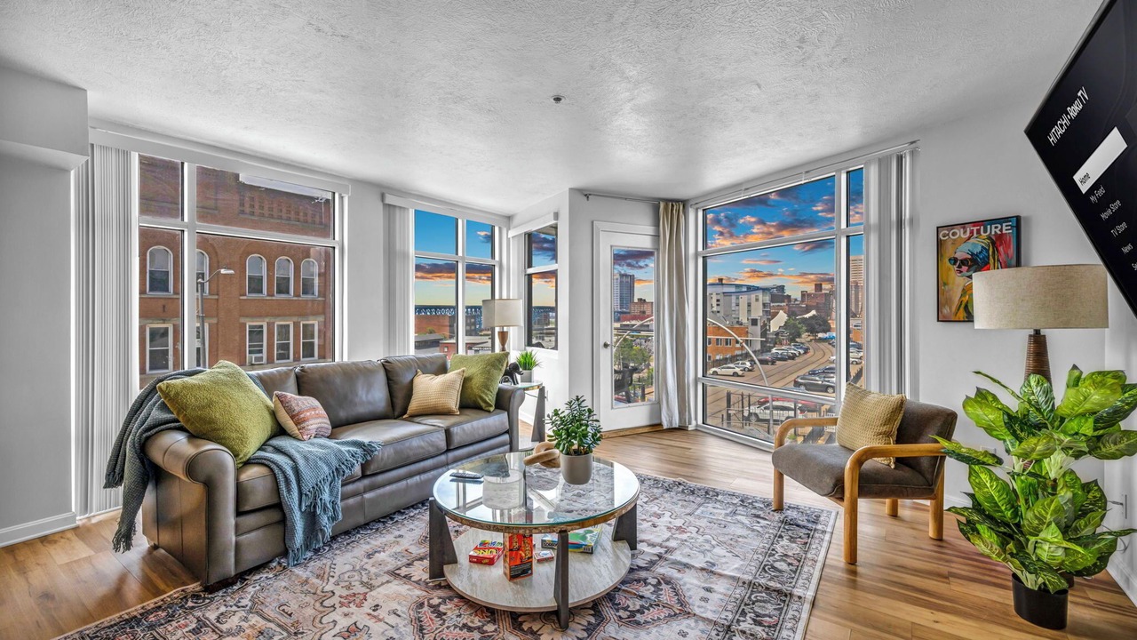 Photo of Livingroom in Ohio City