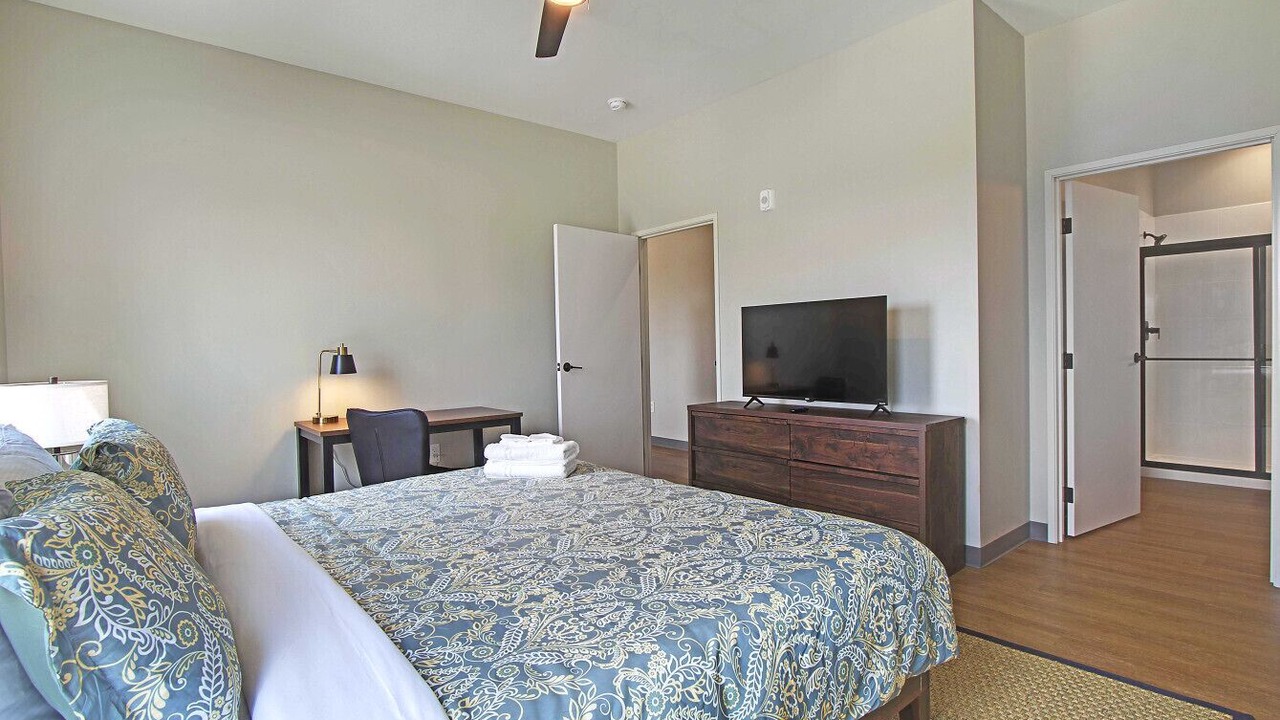 Photo of Bedroom in Cleveland