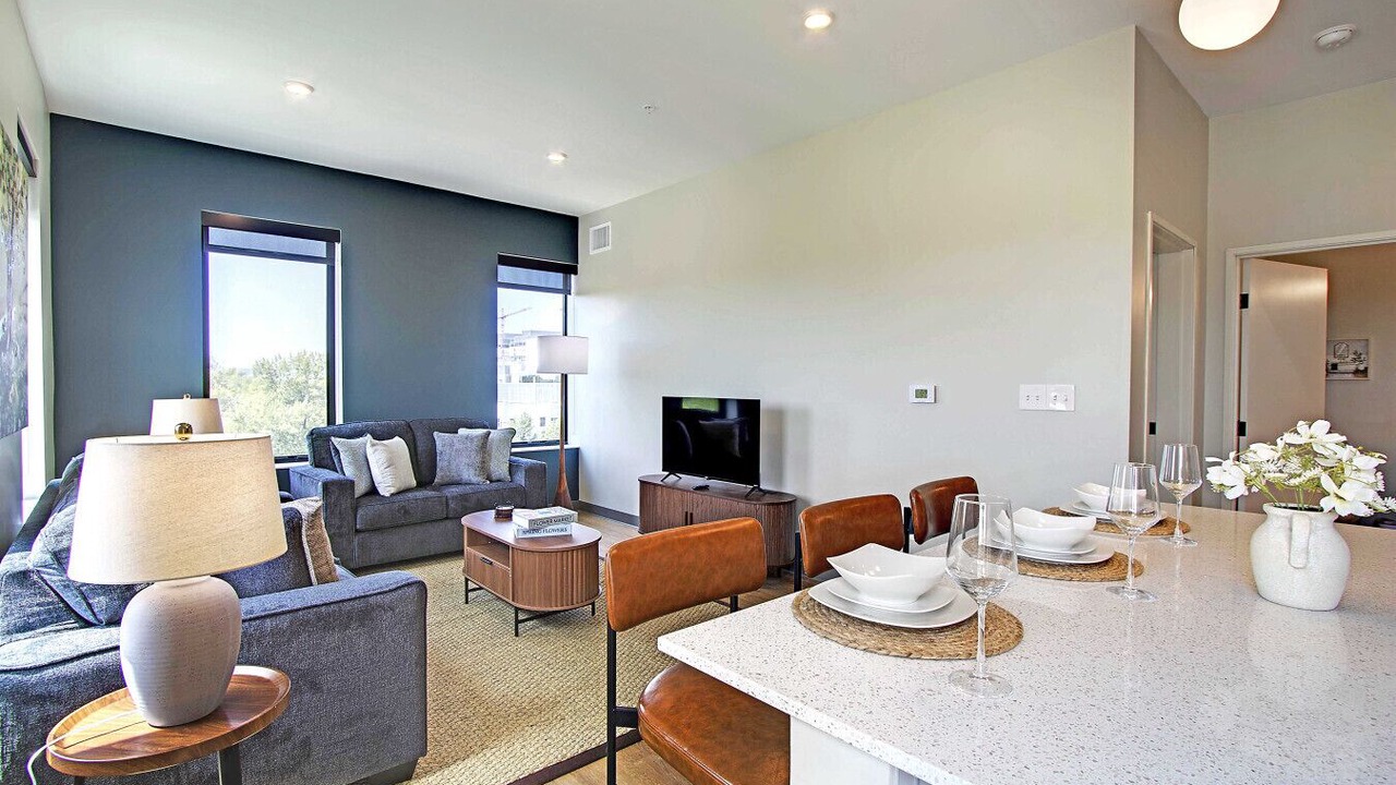 Photo of Livingroom in Cleveland