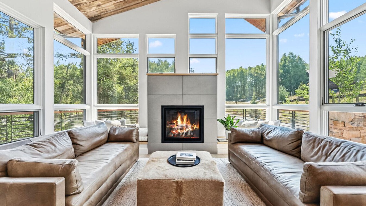 Photo of Livingroom in Silverthorne