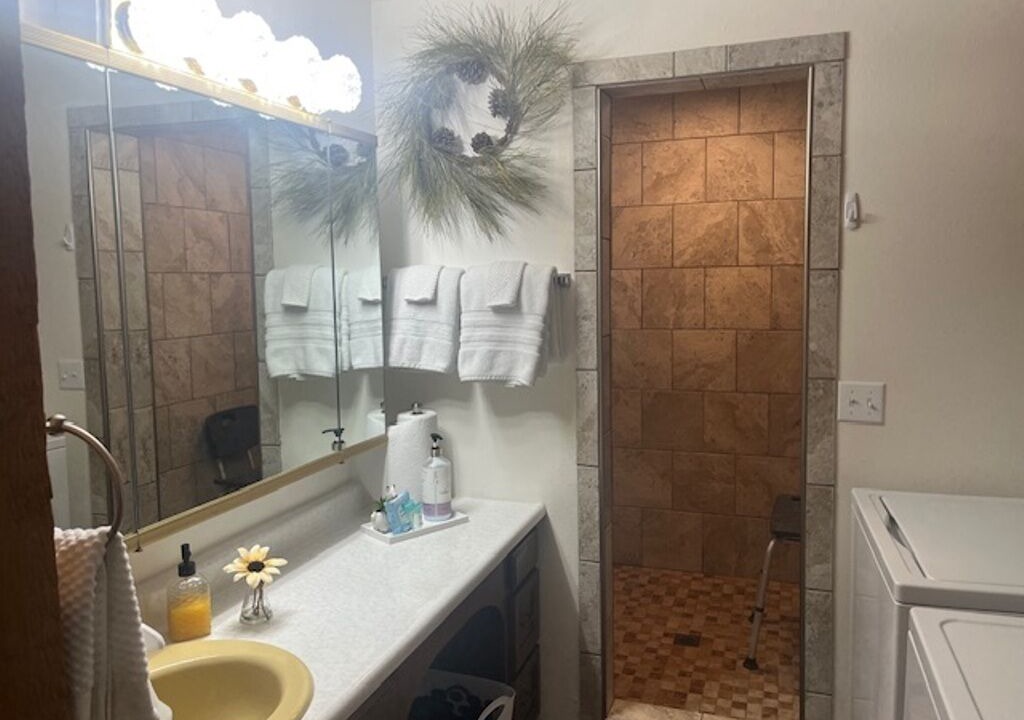 Photo of Bathroom in Ponderosa Pines