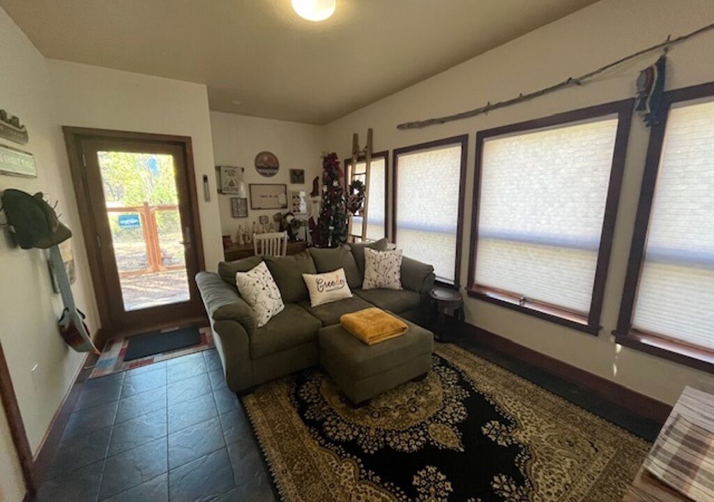 Photo of Livingroom in Ponderosa Pines