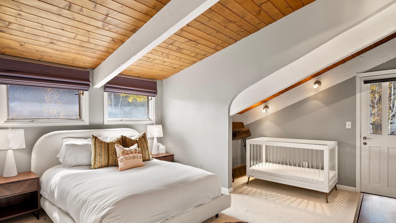 Photo of Bedroom in Aspen