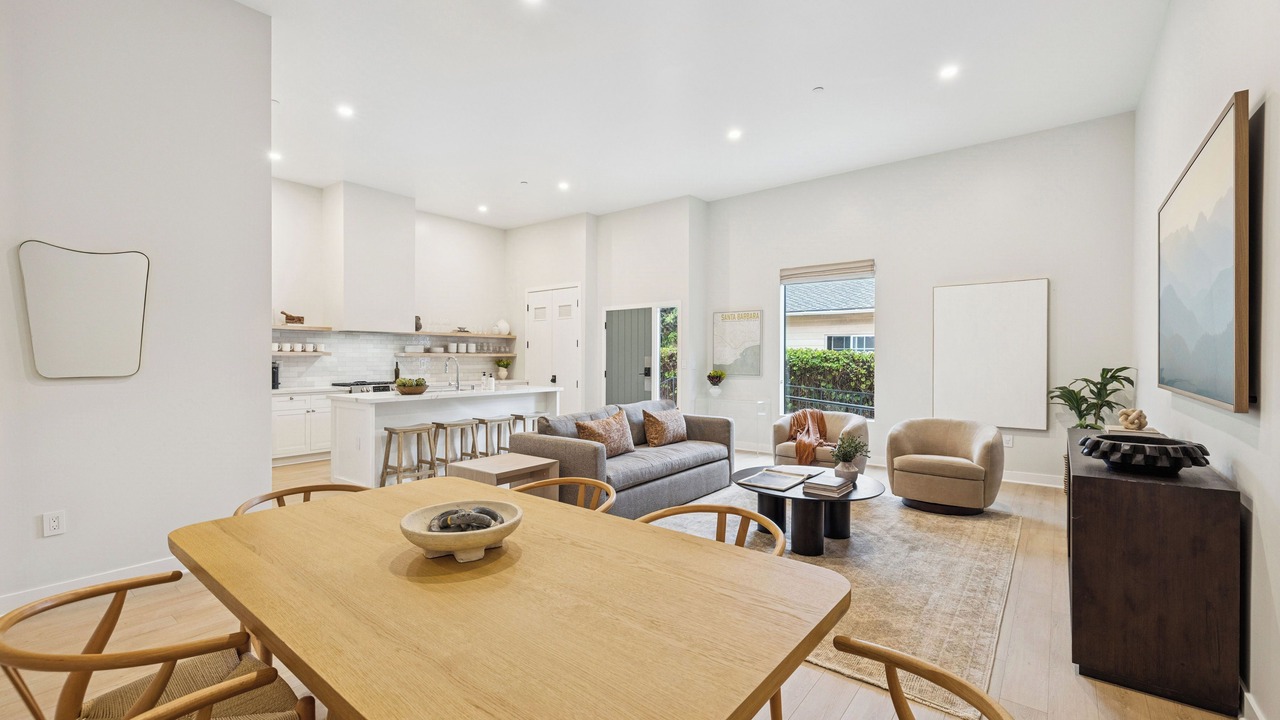 Photo of Livingroom in Santa Barbara