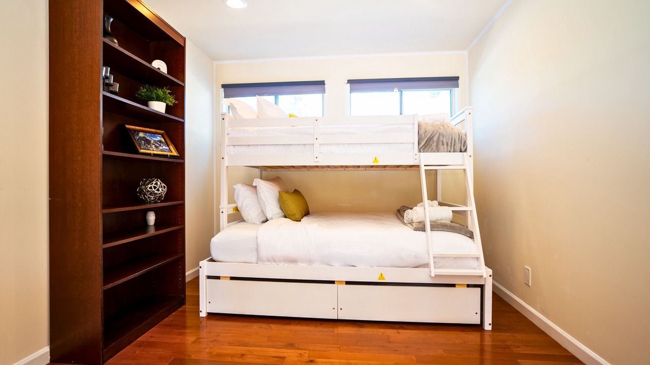 Photo of Bedroom in East Foothills