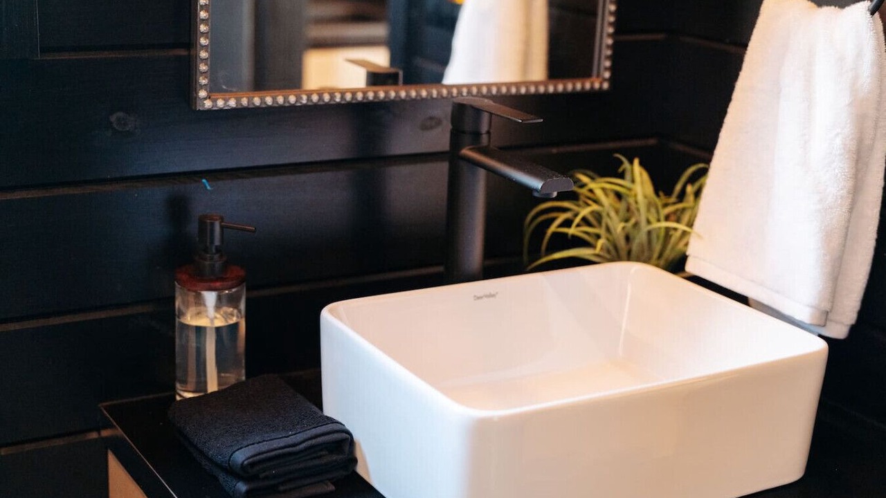 Photo of Bathroom in Johnson Village