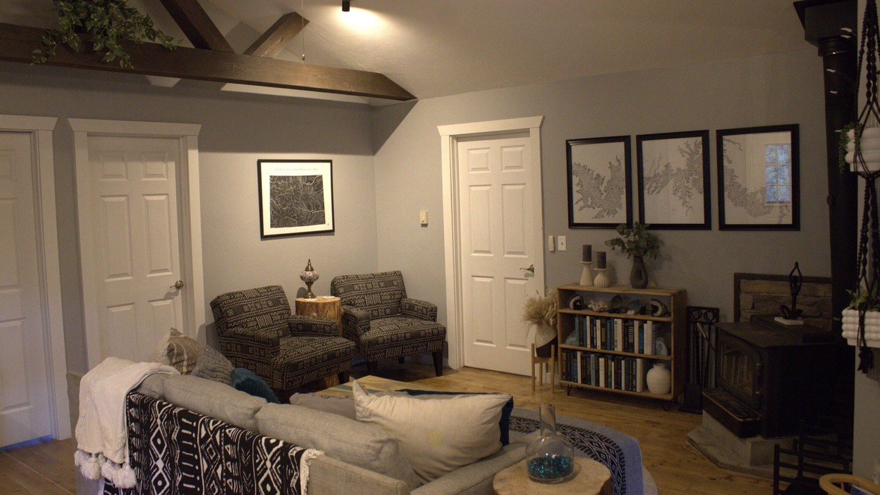 Photo of Livingroom in Lake City
