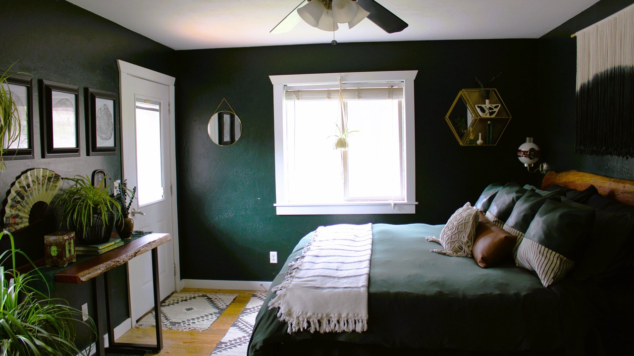 Photo of Bedroom in Lake City