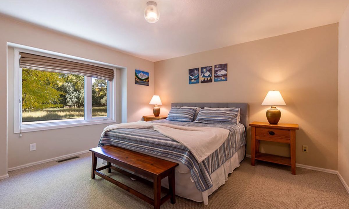 Photo of Bedroom in South Fork