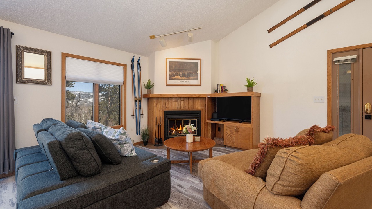 Photo of Livingroom in Fraser