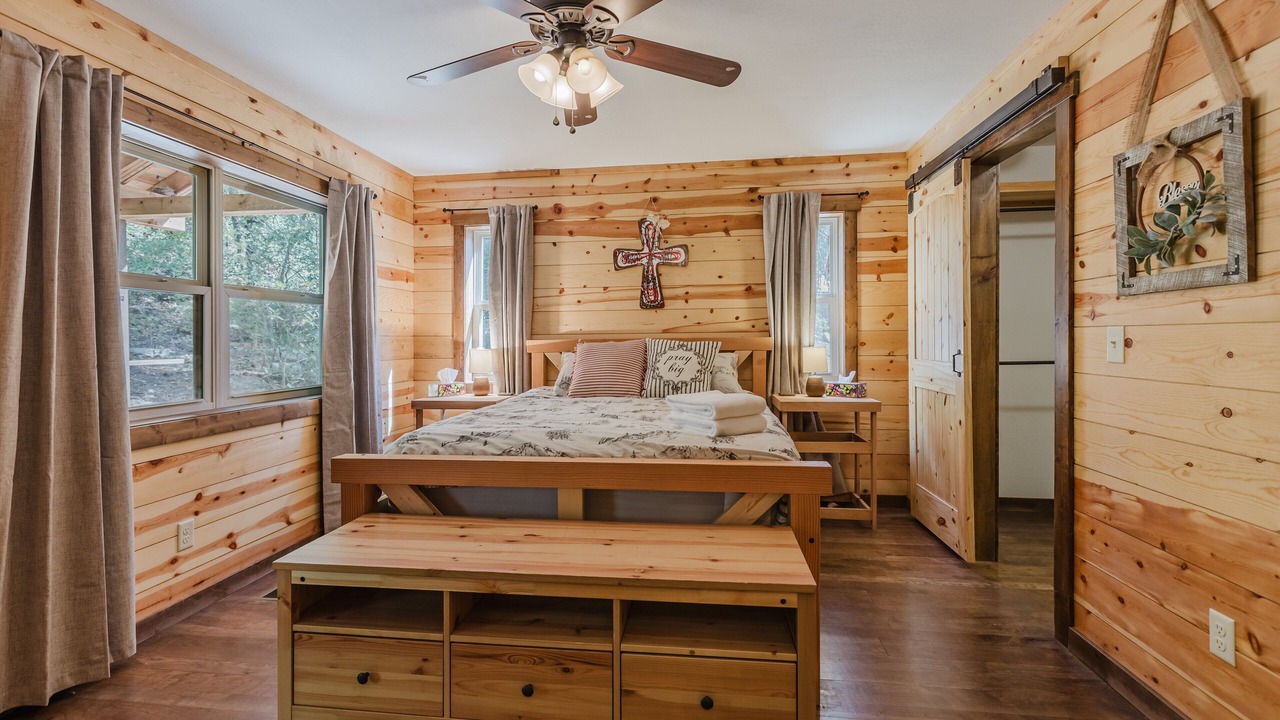 Photo of Bedroom in San Juan River Village