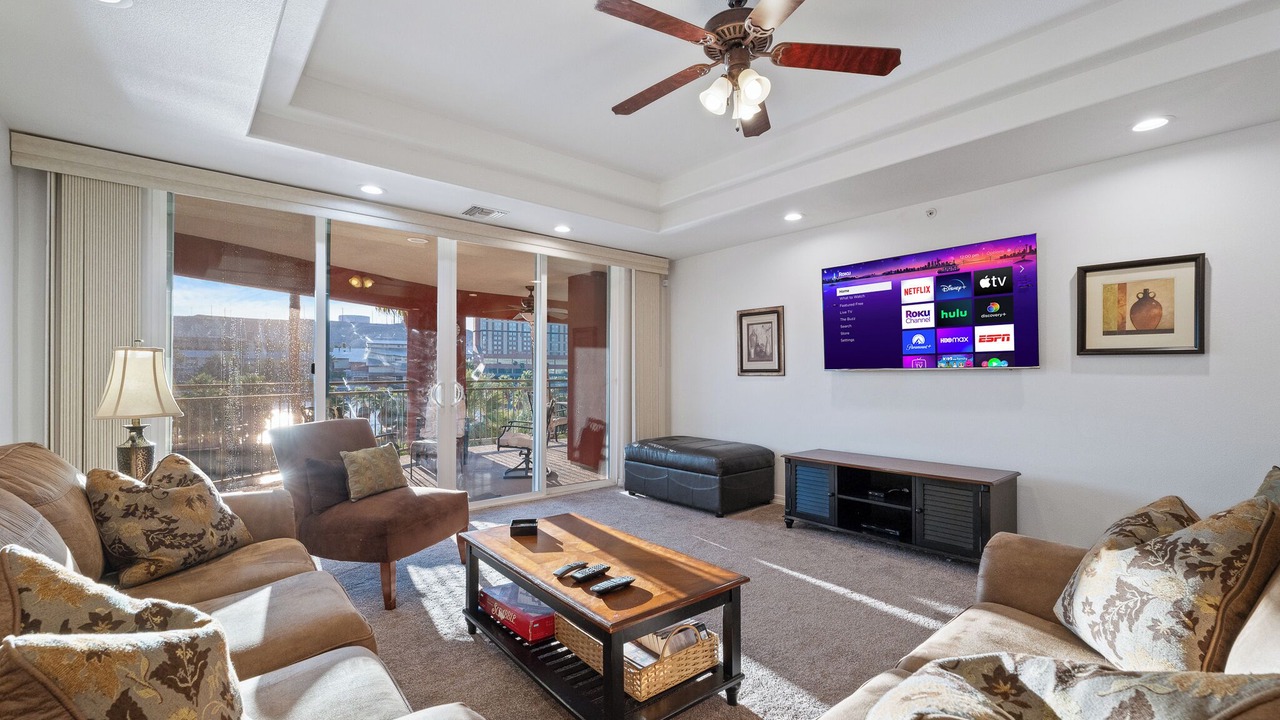 Photo of Livingroom in The Legends
