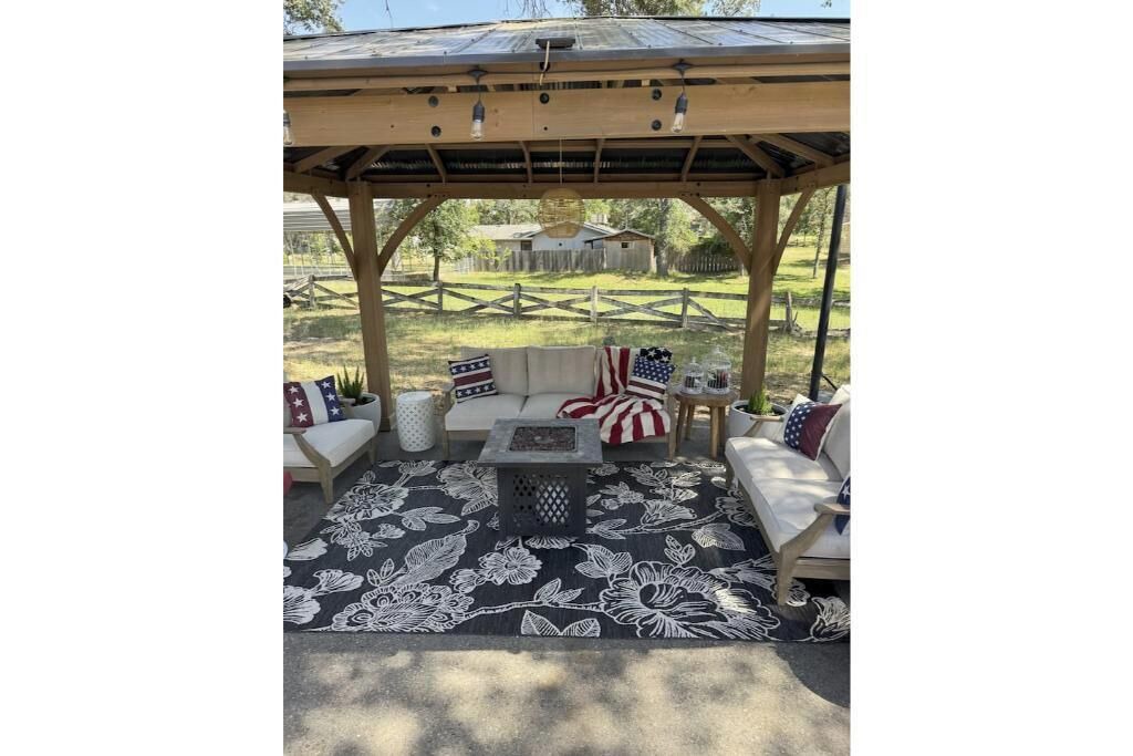 Photo of Patio Balcony in Coarsegold