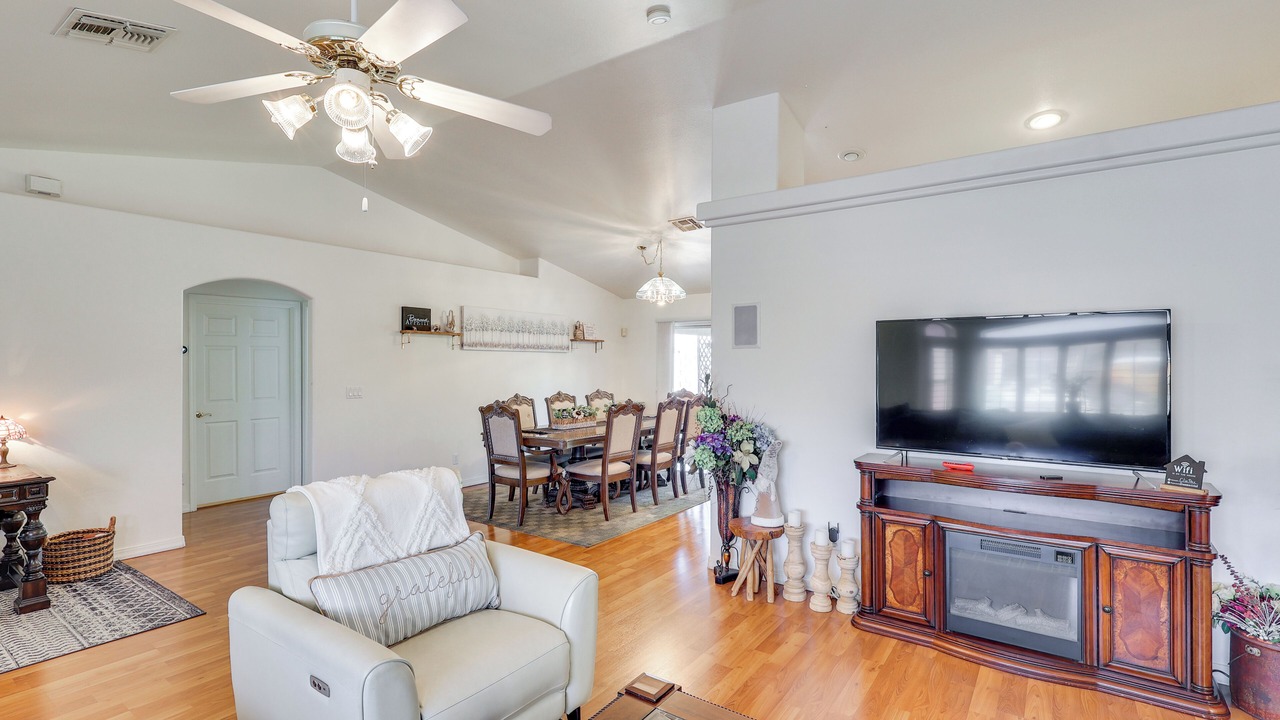 Photo of Livingroom in Kingman