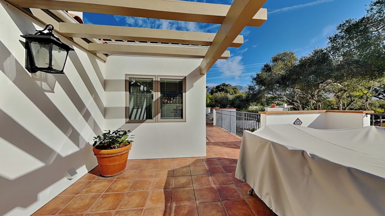 Photo of Patio Balcony in Montecito