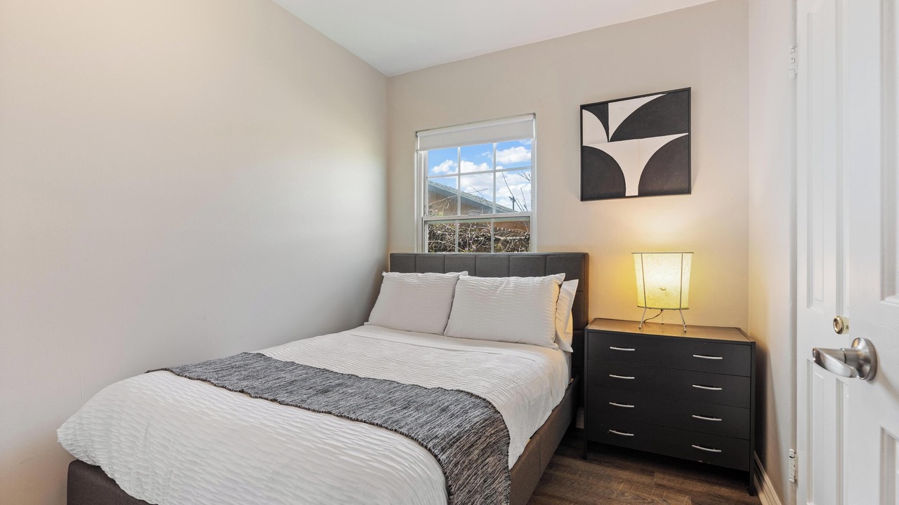Photo of Bedroom in Los Angeles