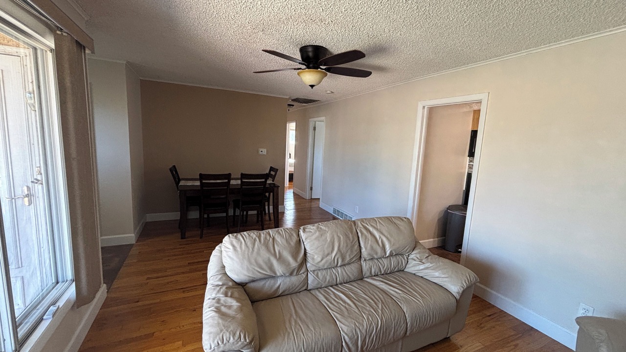 Photo of Livingroom in Pueblo