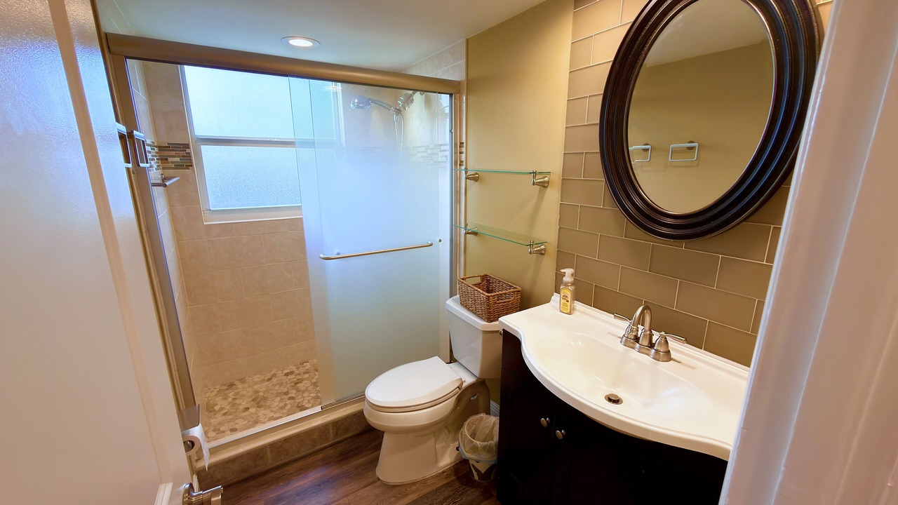 Photo of Bathroom in Survey Creek
