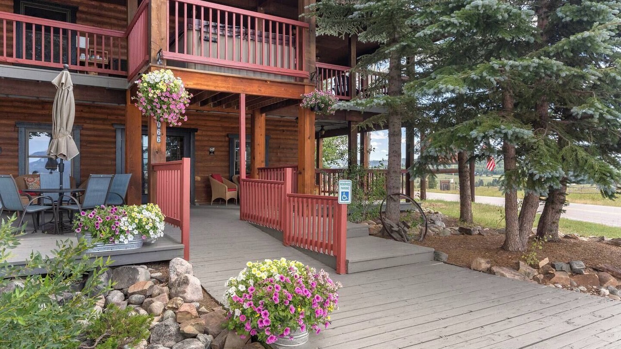 Photo of Outdoor in Clark