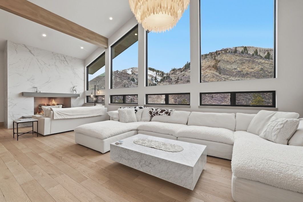 Photo of Livingroom in Intermountain