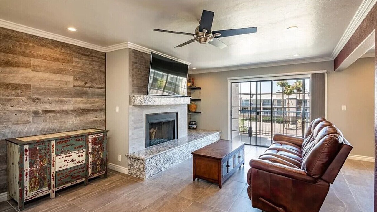Photo of Livingroom in Bullhead City