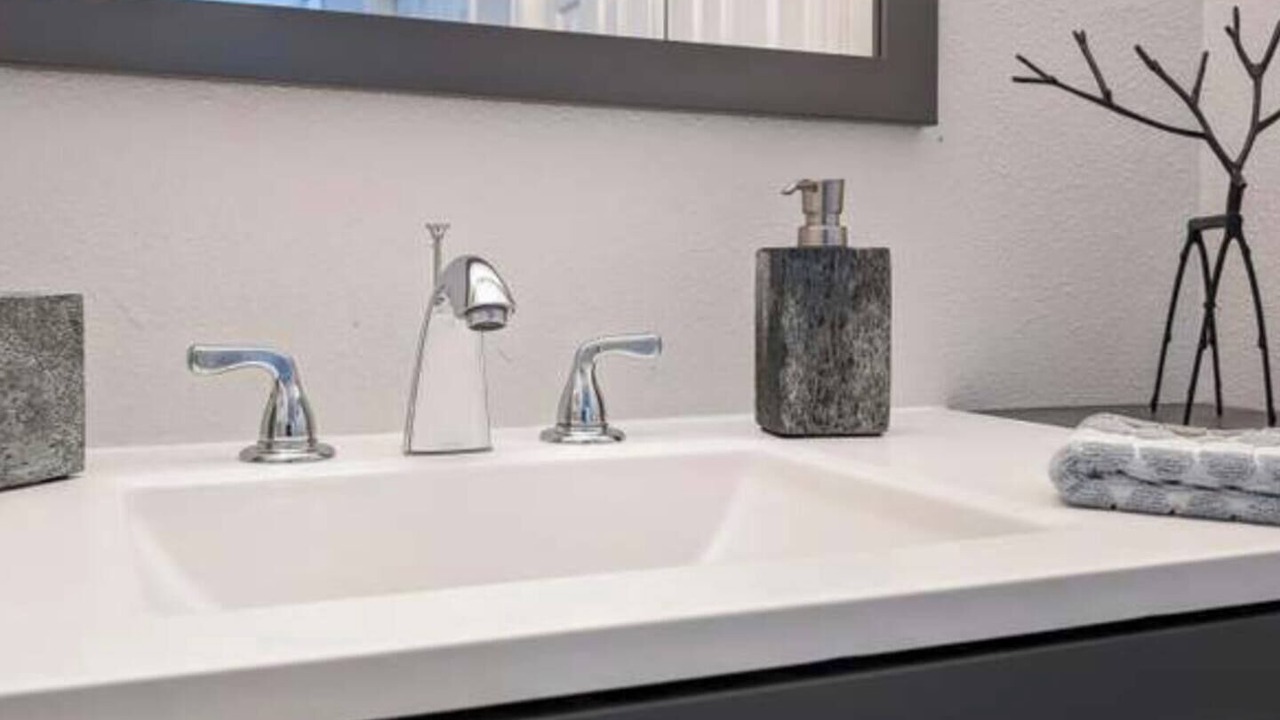 Photo of Bathroom in Dam East - West