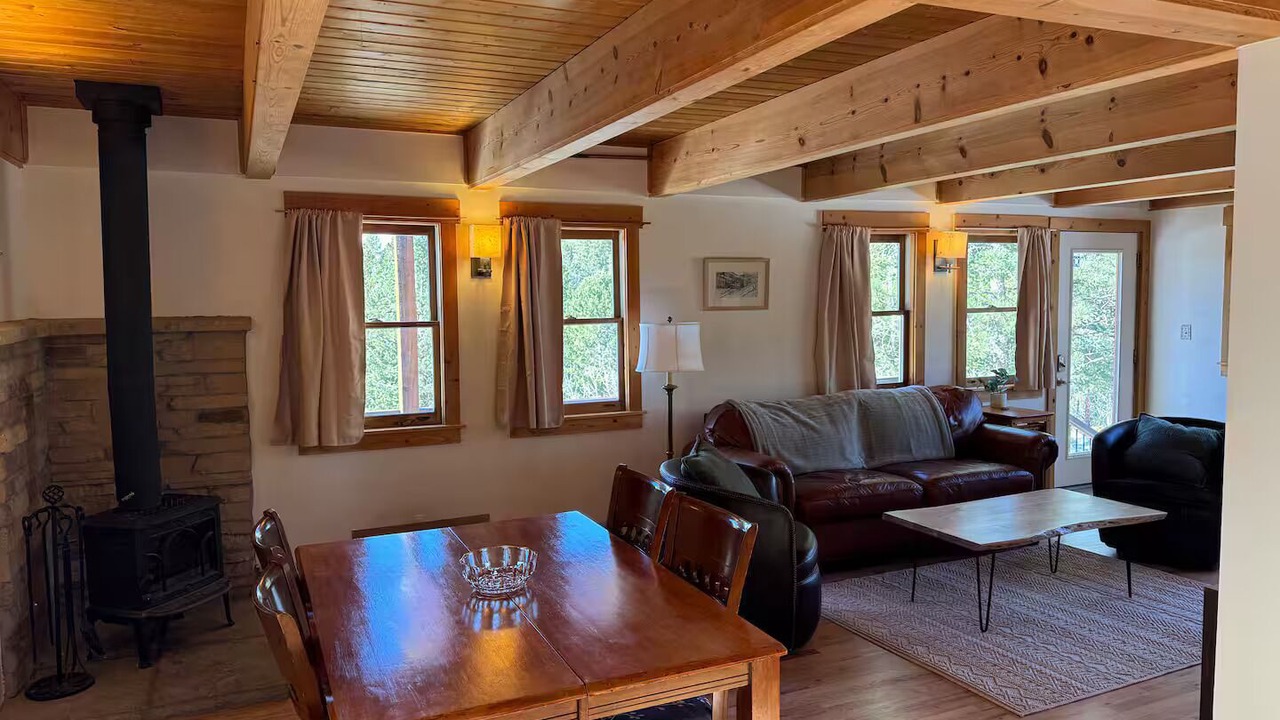Photo of Livingroom in Black Hawk
