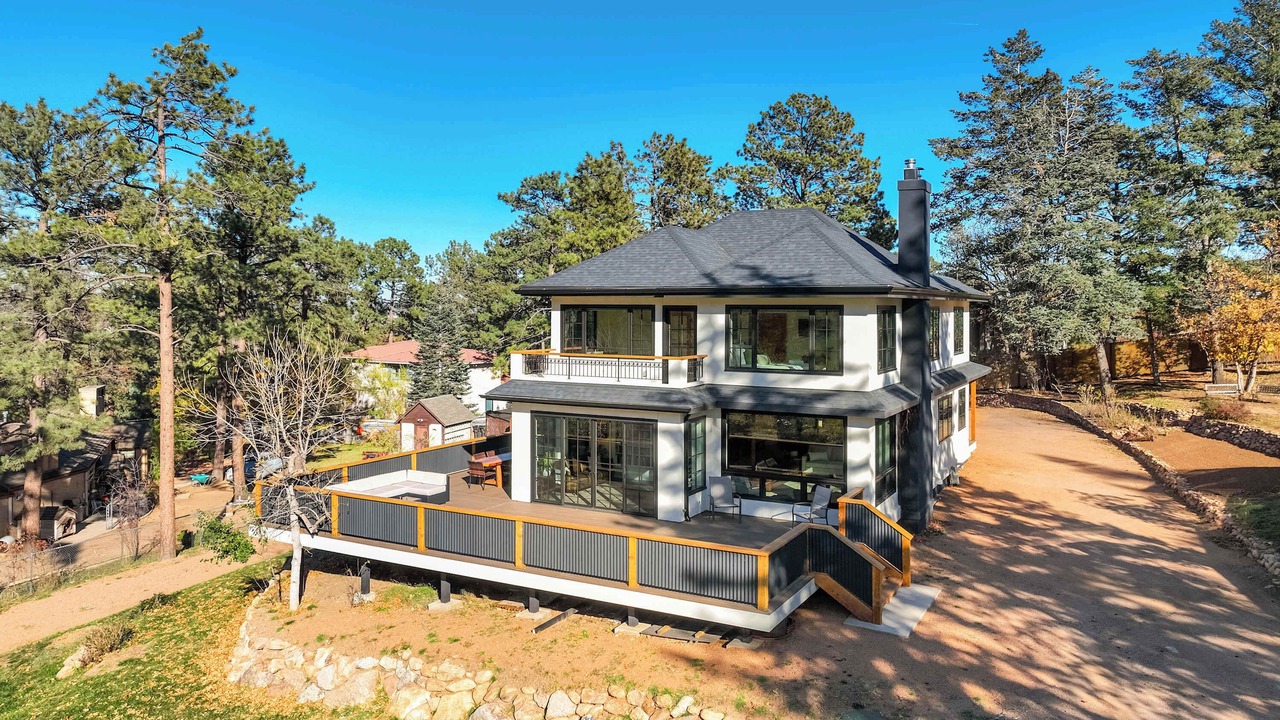 Photo of Outdoor in Broadmoor