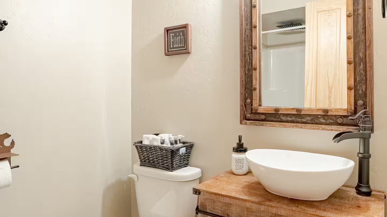 Photo of Bathroom in Mesa