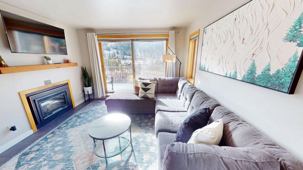 Photo of Livingroom in Mountain House