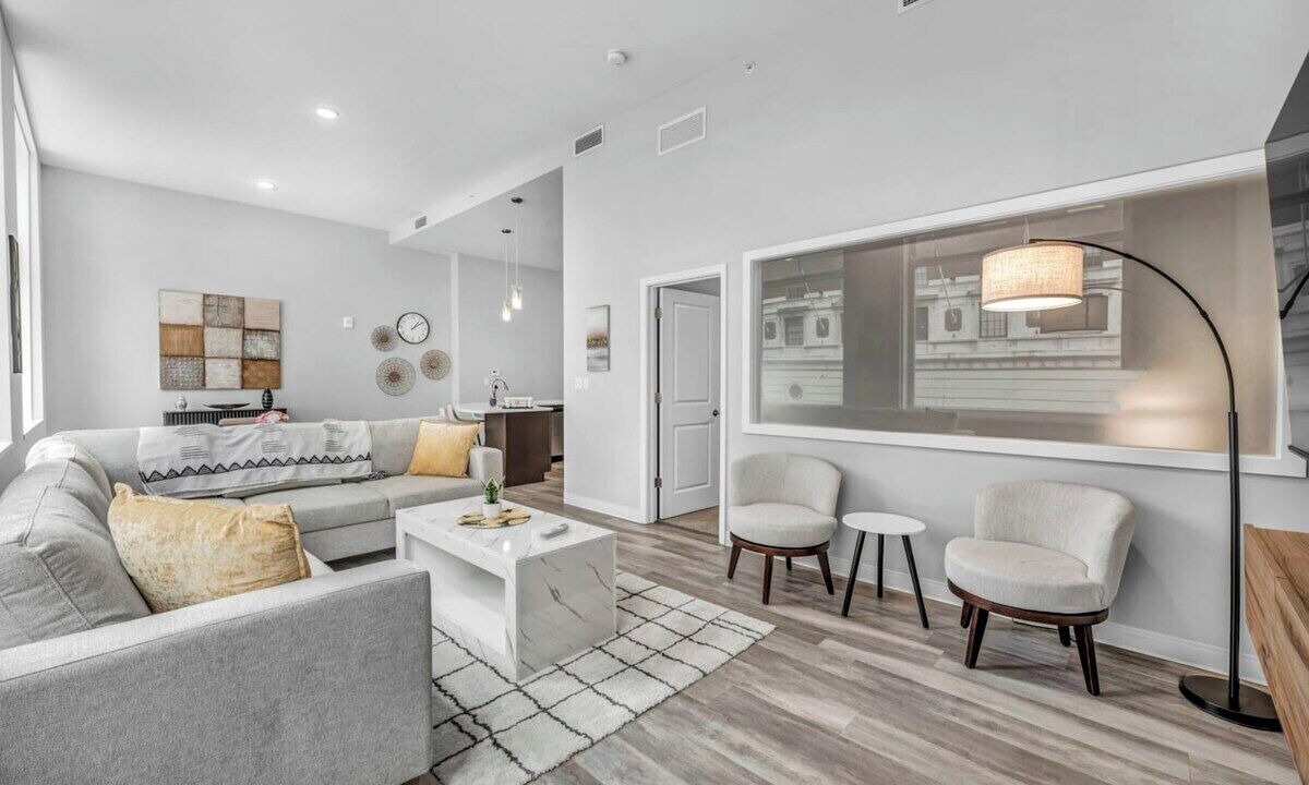 Photo of Livingroom in Gateway District