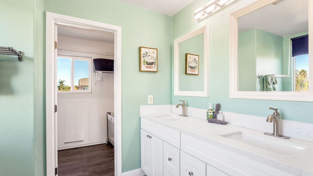 Photo of Bathroom in Lake Elsinore