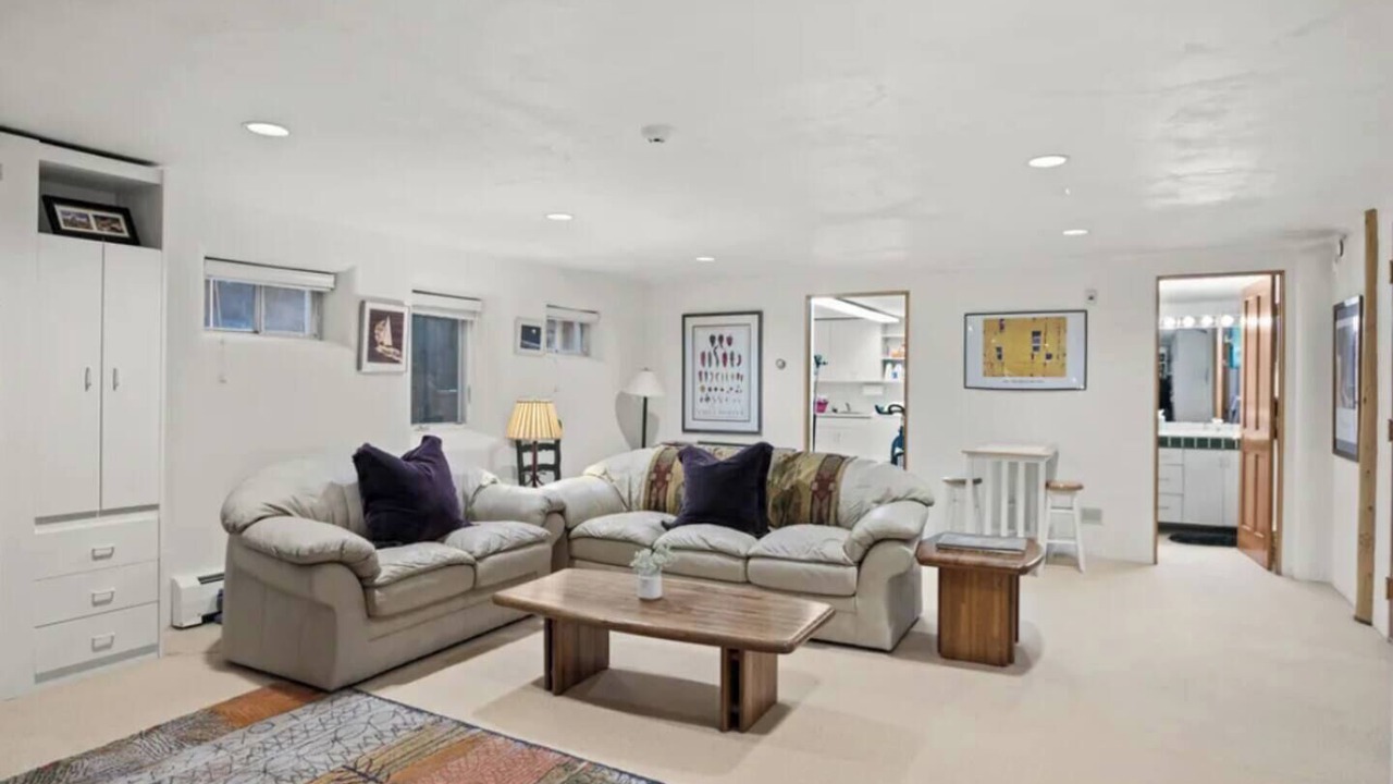 Photo of Livingroom in West End