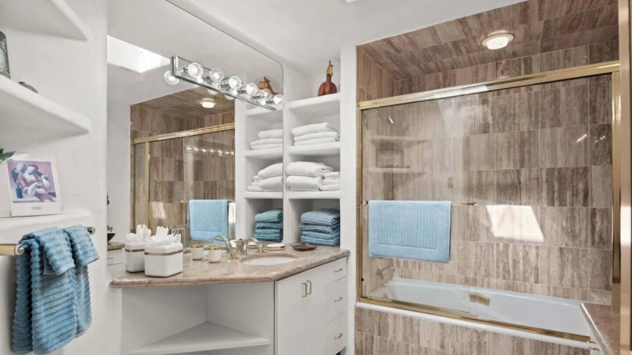 Photo of Bathroom in West End