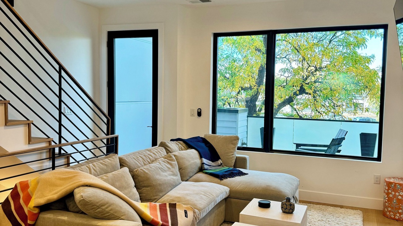 Photo of Livingroom in Whittier