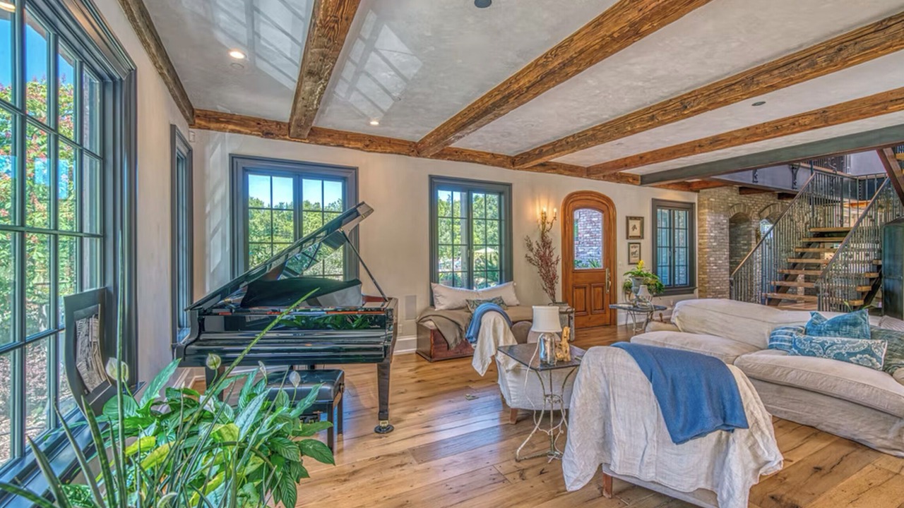 Photo of Livingroom in Los Gatos