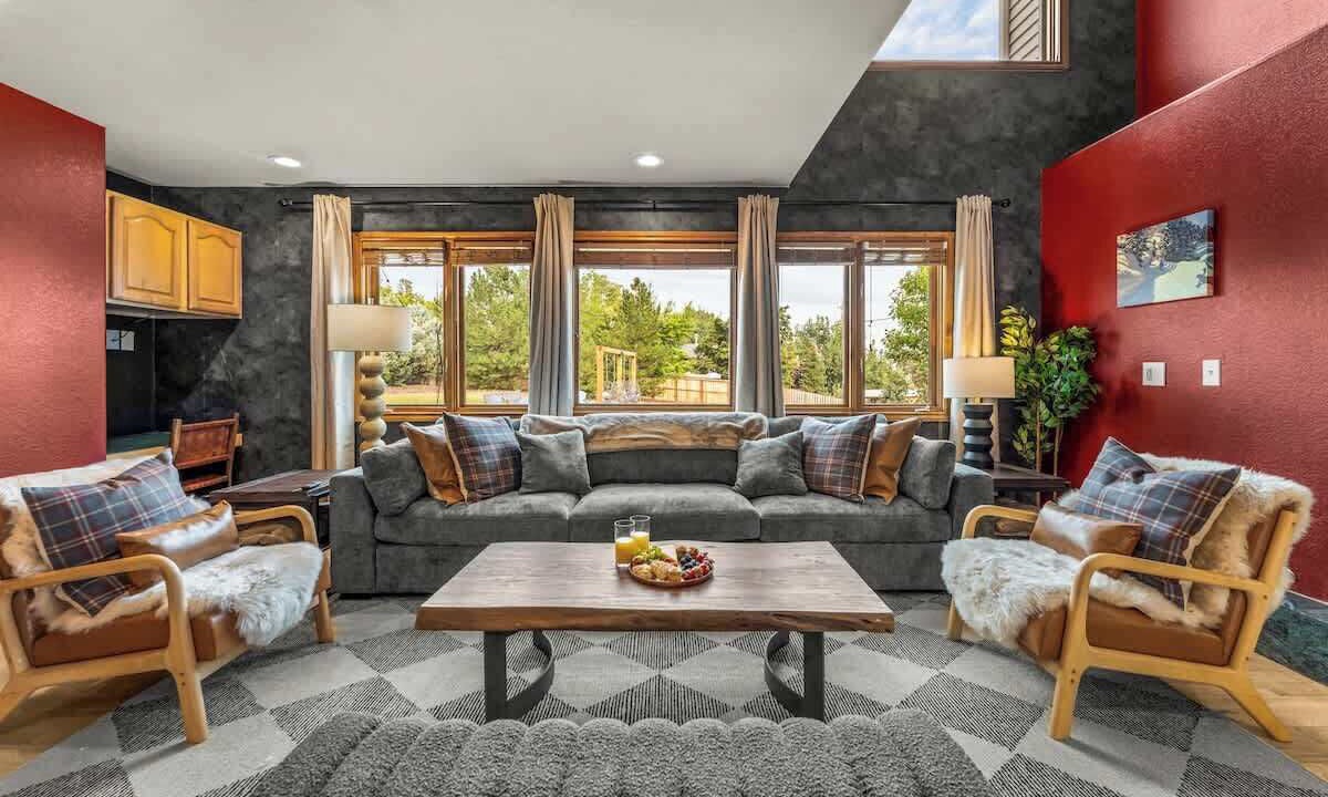 Photo of Livingroom in Arvada
