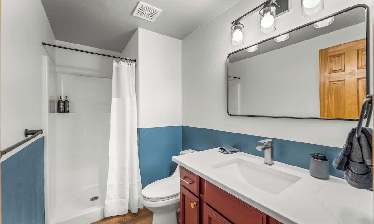 Photo of Bathroom in Arvada