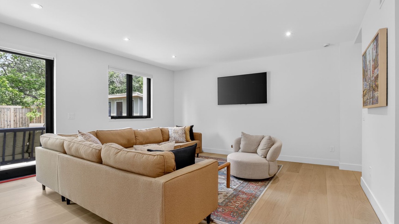 Photo of Livingroom in Old North Boulder