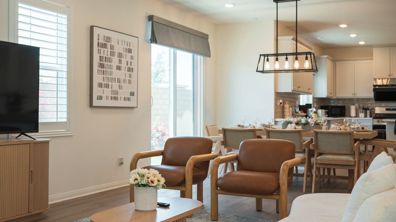 Photo of Livingroom in Ontario