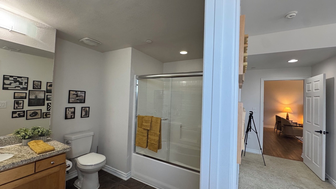 Photo of Bathroom in Sherman Oaks