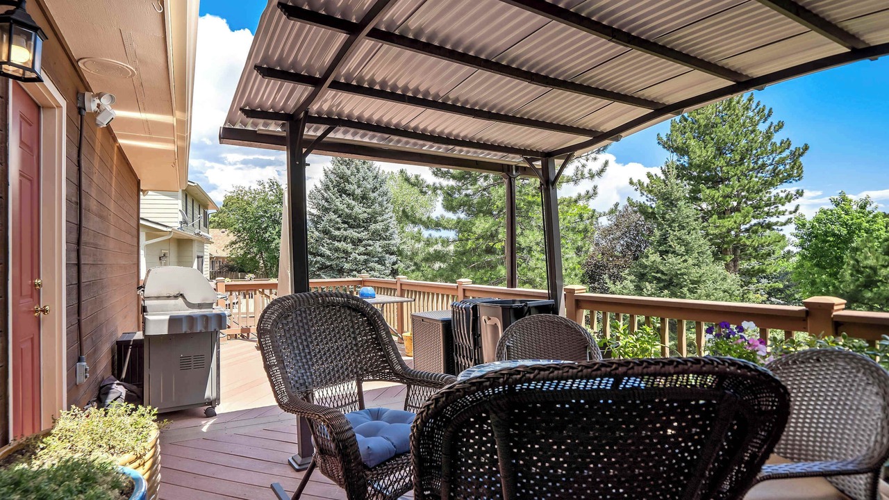 Photo of Outdoor in Mountain Shadows