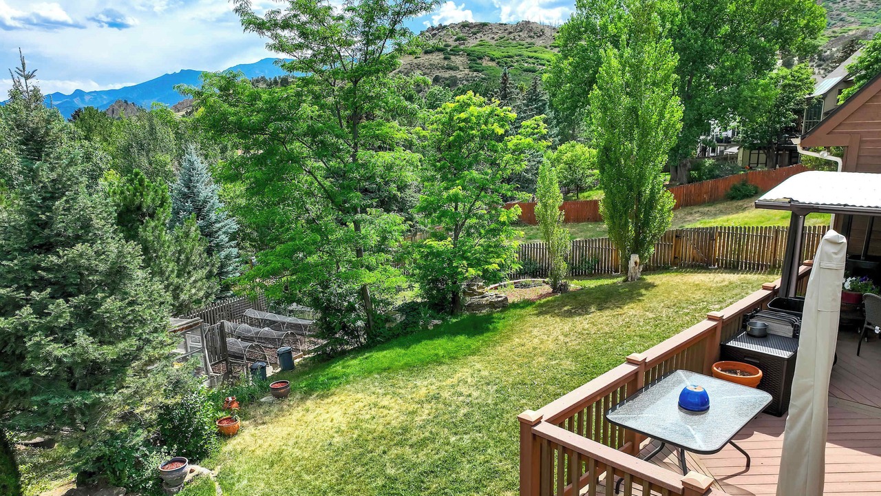 Photo of Outdoor in Mountain Shadows